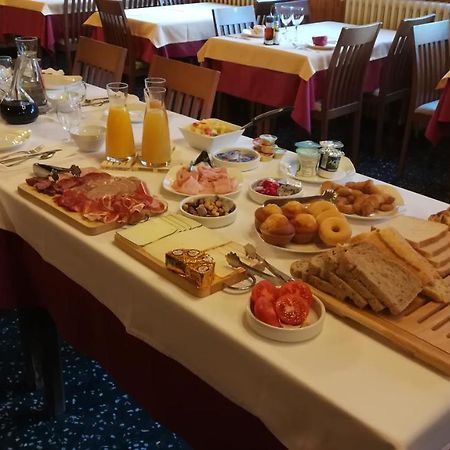 Hotel La Ribera Рибера-де-Кардос Экстерьер фото